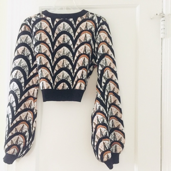 Don't Try So Cropped Sweater - Picture 6 of 8